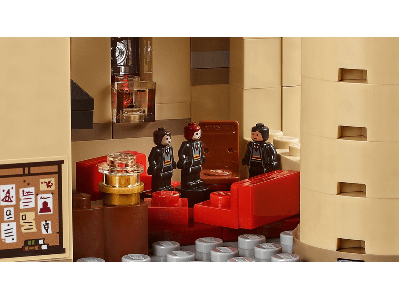 LEGO® Harry Potter™ Dvorac Hogwarts (71043)