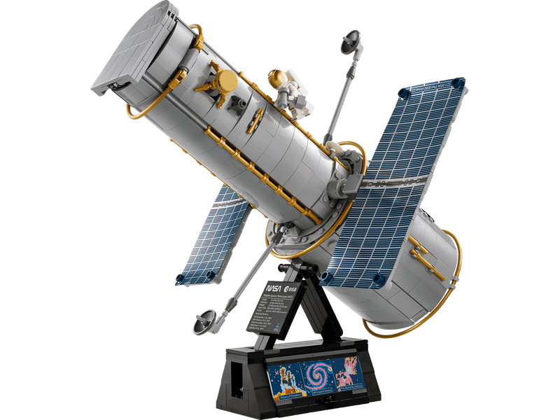 LEGO® Icons Hubble űrtávcső (11382)