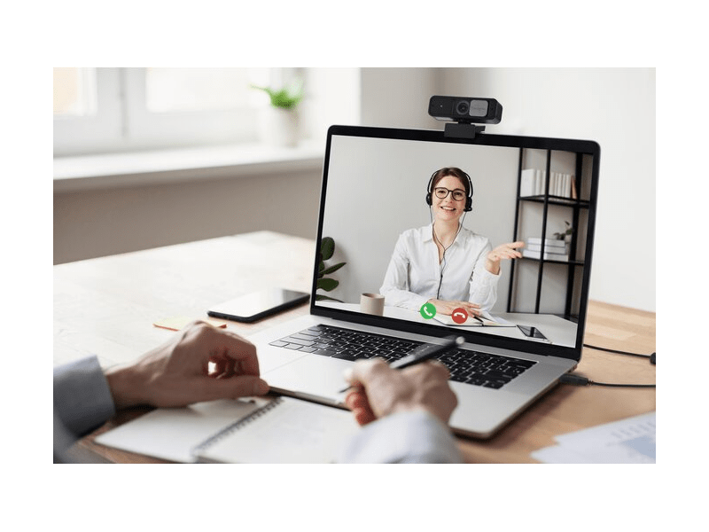 Kensington W2050 Pro széles látószögű webkamera (K81176WW)