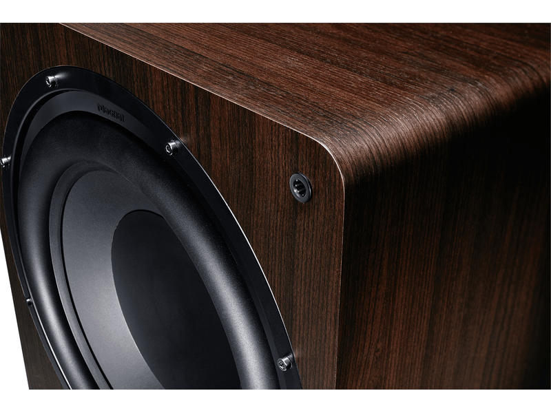 Magnat Alpha RS 12 Aktív mélysugárzó basszreflex nyílással